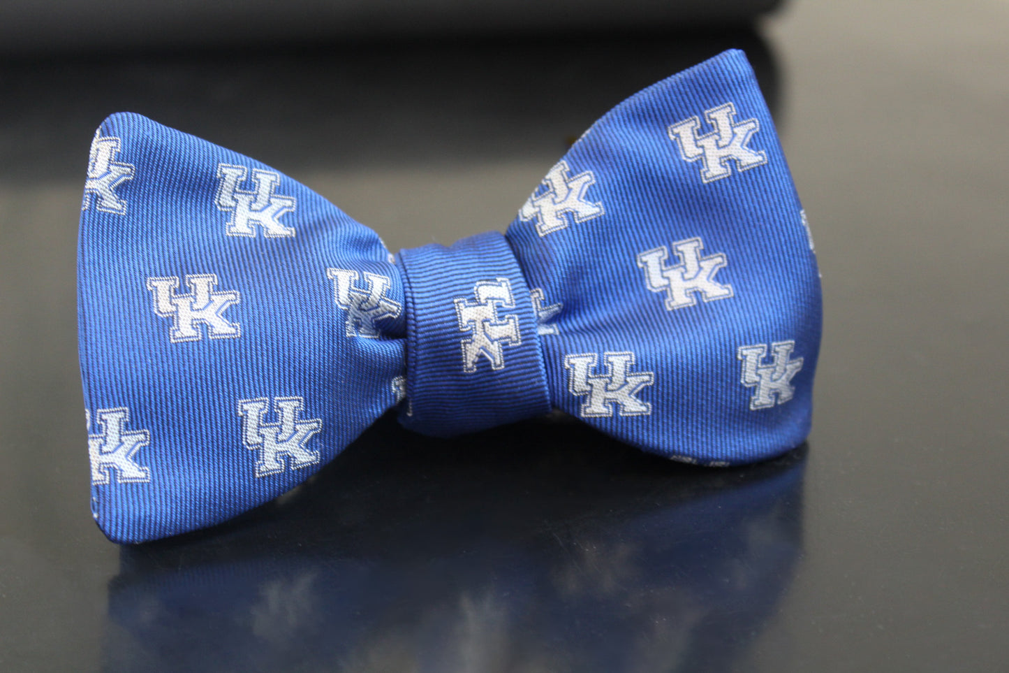 University of Kentucky Cummerbund Set
