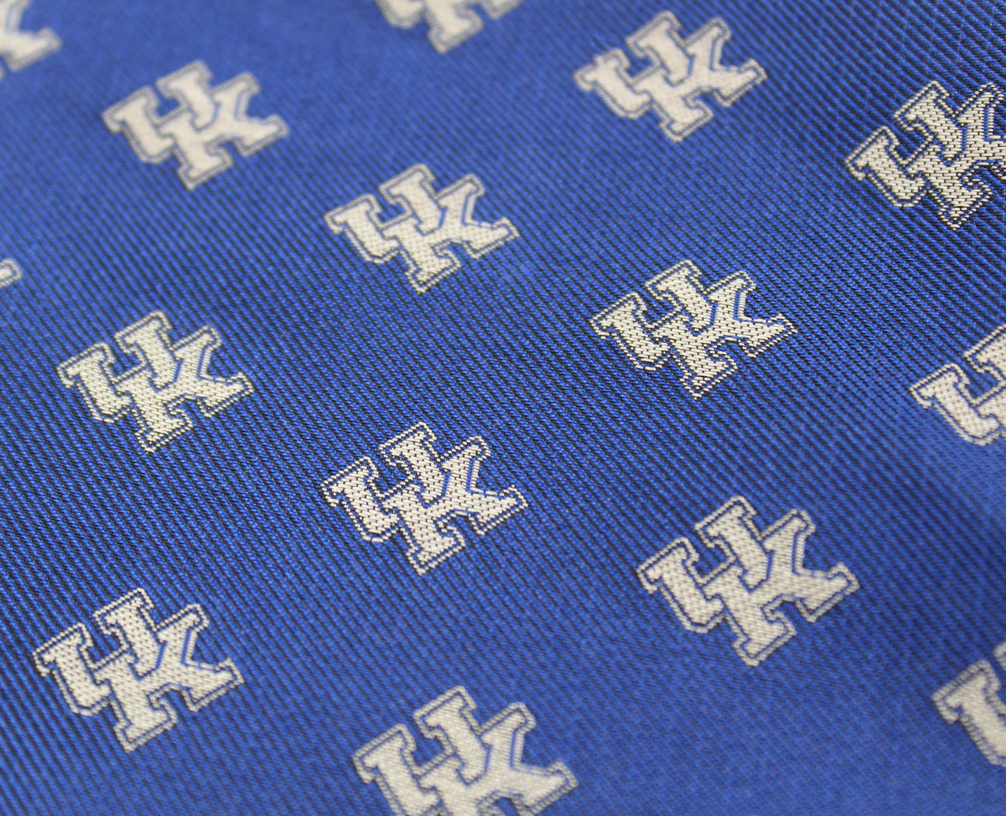 University of Kentucky Cummerbund Set
