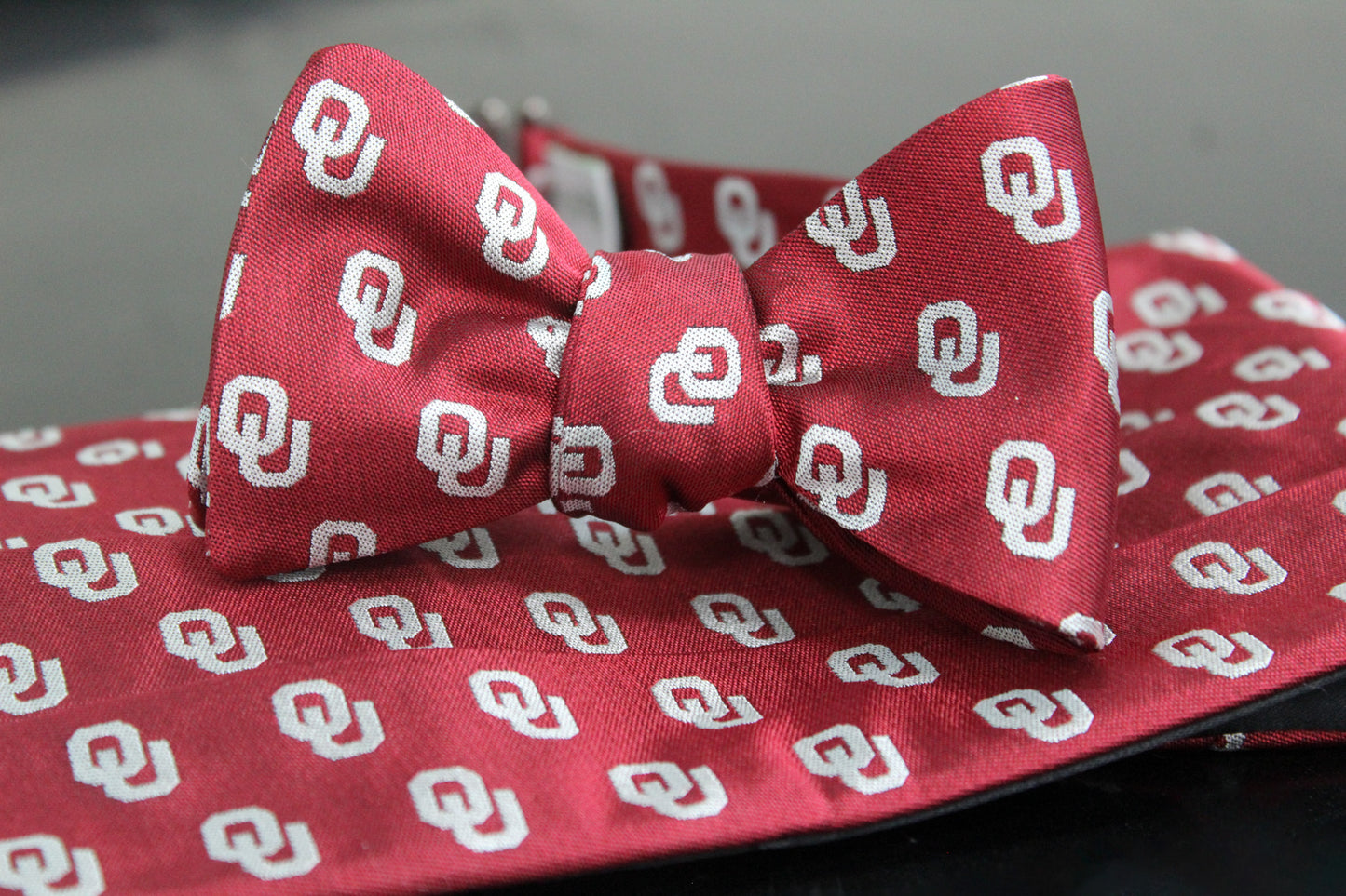 OU Men's Silk Bowtie