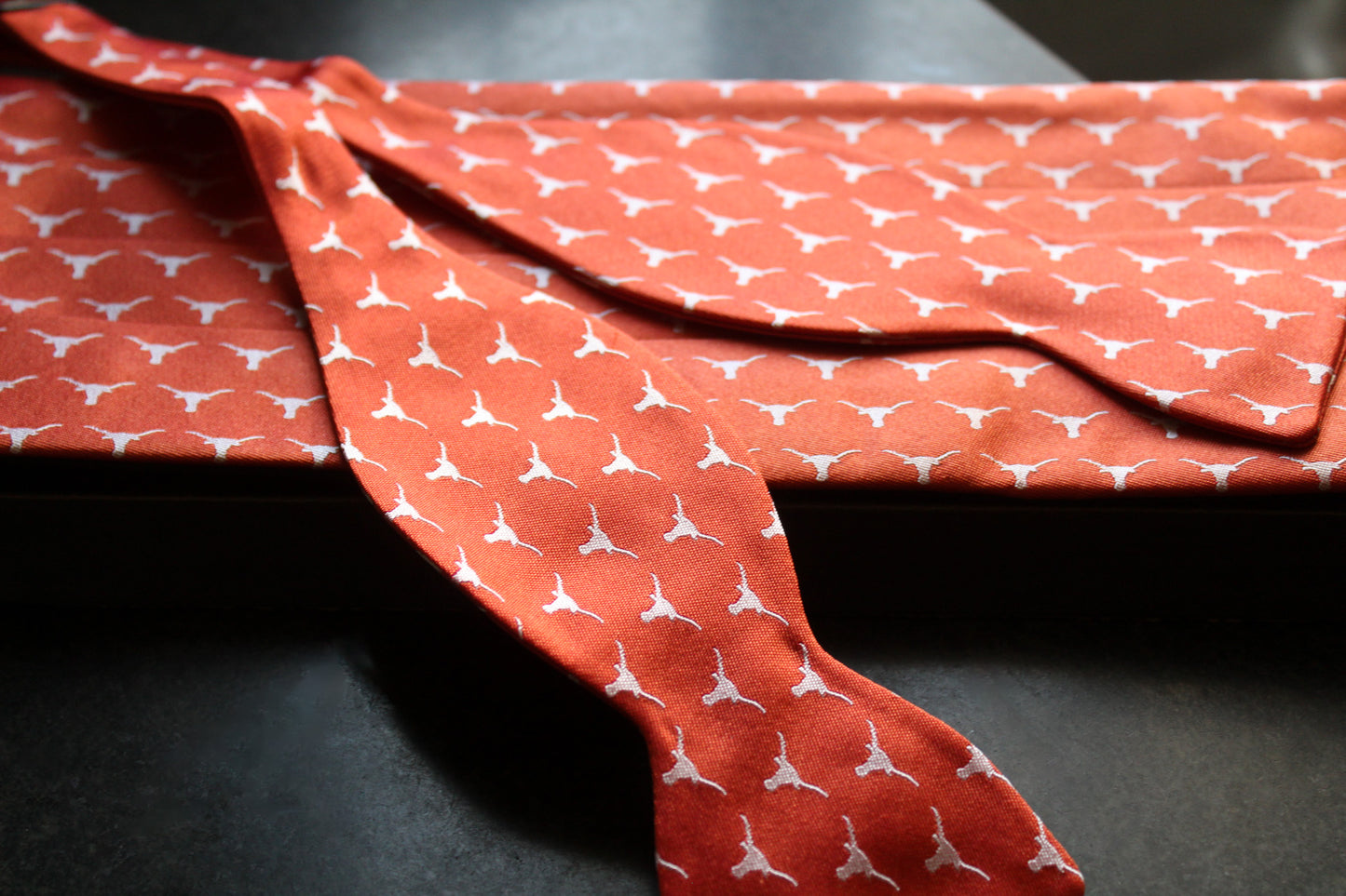UT Longhorns Silk Cummerbund Set