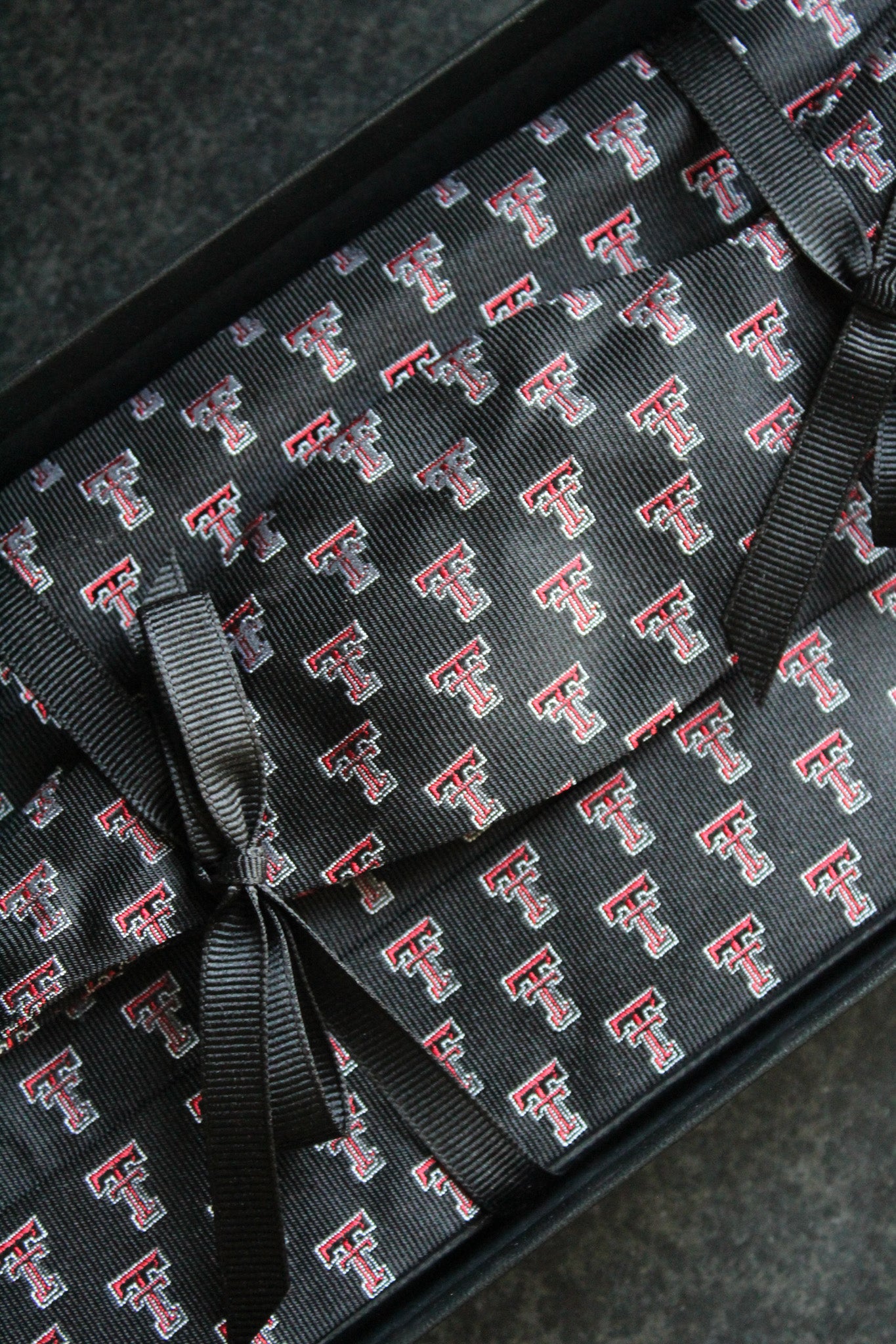 Texas Tech Cummerbund Set