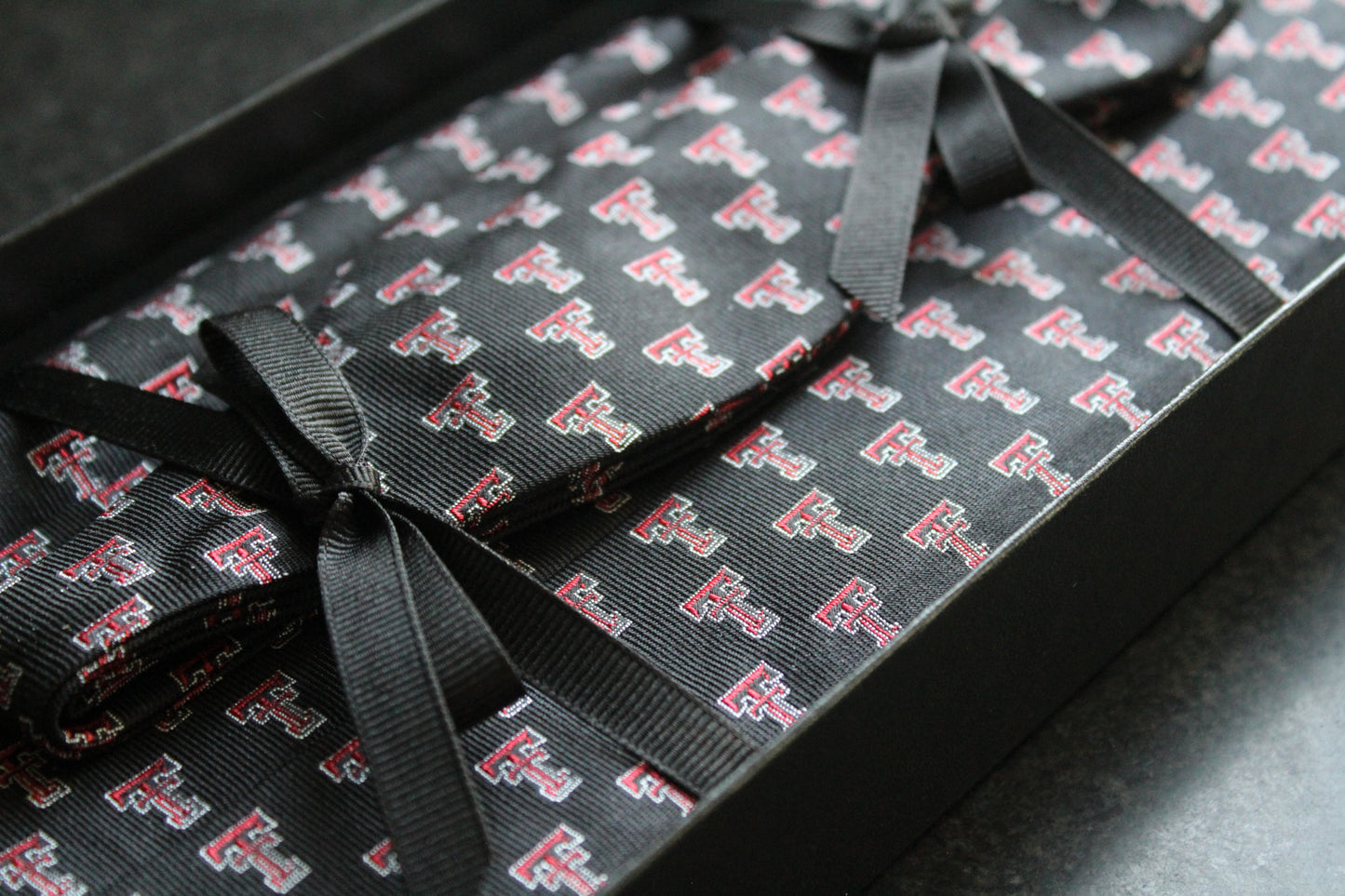 Texas Tech Cummerbund Set