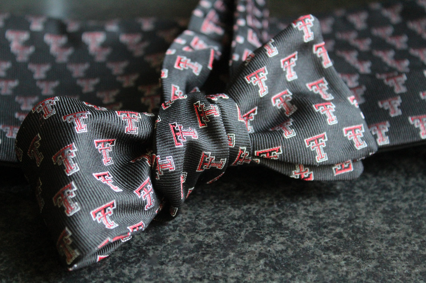 Texas Tech Cummerbund Set