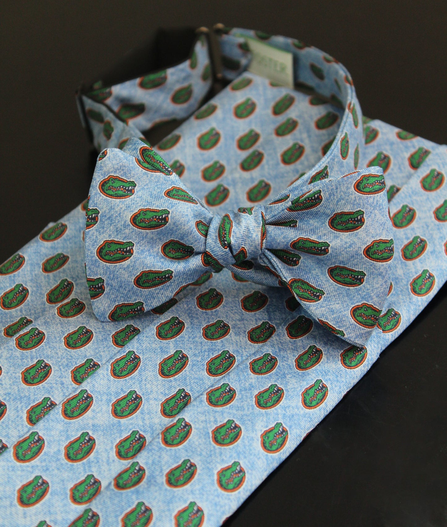University of Florida Cummerbund Set